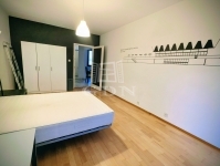 Budapest, VIII. kerület Wohnung (Ziegel) 9