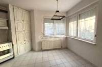 Budapest, III. kerület Flat (brick) 7