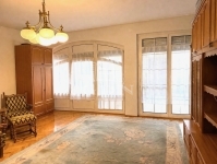 Budapest, III. kerület Flat (brick) 1