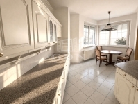 Budapest, III. kerület Flat (brick) 5