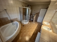 Budapest, XVI. kerület Doppelhaus 40