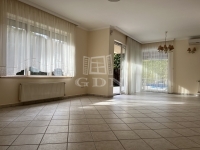 Budapest, XVI. kerület Doppelhaus 8