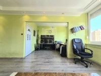 Budapest, X. kerület 公寓房（百叶窗） 3