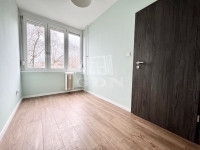 Budapest, II. kerület Lakás (csúsztatott zsalu) 11