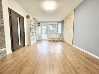 Budapest, II. kerület Lakás (csúsztatott zsalu) 4