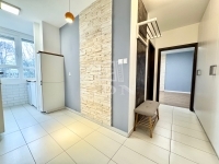 Budapest, II. kerület Lakás (csúsztatott zsalu) 12