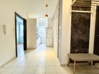 Budapest, II. kerület Lakás (csúsztatott zsalu) 13