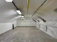 Budapest, VI. kerület Üzlethelyiség 8