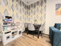 Budapest, VIII. kerület Lakás (csúsztatott zsalu) 5