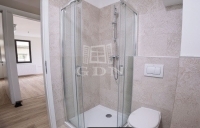 Budapest, VI. kerület Lakás (csúsztatott zsalu) 2