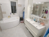 Budapest, III. kerület Casa Familiala 4