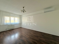 Budapest, III. kerület Lakás (panel) 7