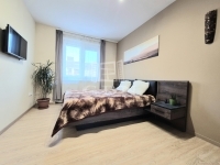 Budapest, X. kerület Lakás (csúsztatott zsalu) 6