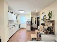 Budapest, X. kerület Lakás (csúsztatott zsalu) 3