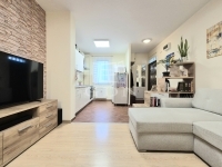 Budapest, X. kerület Lakás (csúsztatott zsalu) 2