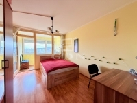 Budapest, III. kerület Lakás (panel) 10