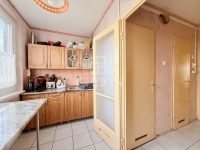 Budapest, III. kerület Lakás (panel) 7