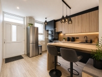 Budapest, IV. kerület Lakás (csúsztatott zsalu) 0