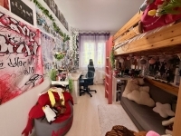 Budapest, III. kerület Lakás (panel) 13