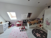 Budapest, XVII. kerület 双面别墅 18