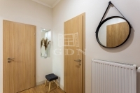 Budapest, VI. kerület Lakás (téglaépítésű) 23