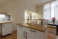 Budapest, VI. kerület Lakás (téglaépítésű) 24