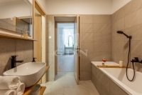 Budapest, VI. kerület Lakás (téglaépítésű) 19