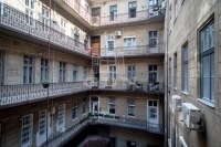 Budapest, VII. kerület Lakás (téglaépítésű) 10