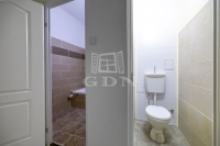 Budapest, XVI. kerület Lakás (csúsztatott zsalu) 21