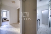 Budapest, XVI. kerület Lakás (csúsztatott zsalu) 2