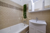 Budapest, XVI. kerület Lakás (csúsztatott zsalu) 23