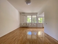 Budapest, XIV. kerület Lakás (csúsztatott zsalu) 0