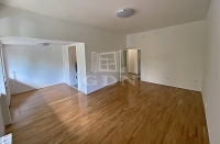 Budapest, XIV. kerület Lakás (csúsztatott zsalu) 2