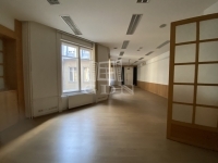 Budapest, V. kerület 公寓房（砖头） 1