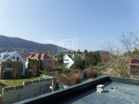 Budapest, III. kerület 双面别墅 1