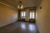 Budapest, VIII. kerület Flat (brick) 4