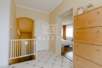 Budapest, XVI. kerület Doppelhaus 16