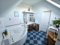 Budapest, XVI. kerület Ikerház 10