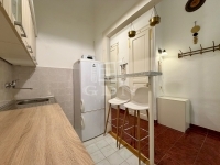 Budapest, V. kerület Lakás (téglaépítésű) 6